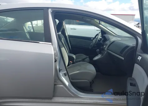 2010 Nissan Sentra 2.0Sr z USA, uszkodzony, nr VIN 3N1AB6AP5AL635123